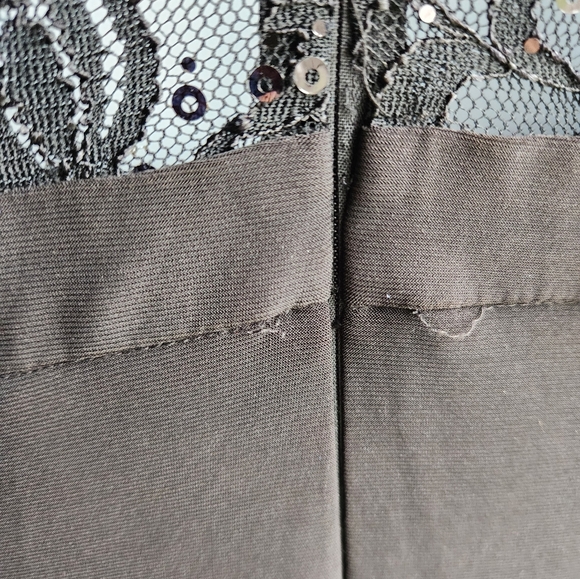 Morgan & Co. Black Junior Sequined Lace Halter Formal Dress Size 1 - Picture 4 of 5